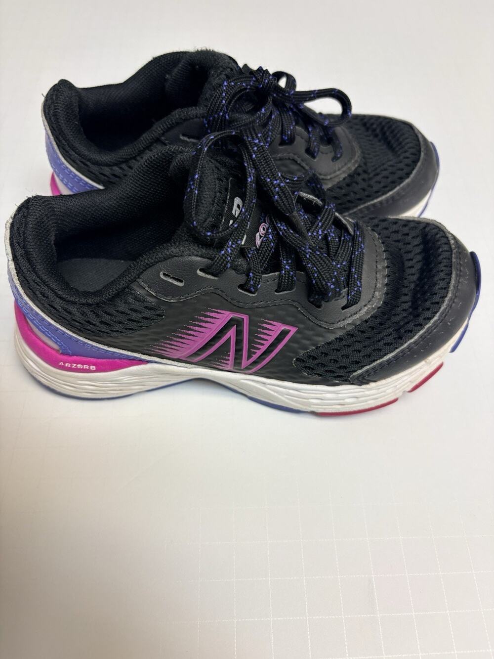 New Balance 680v6 KidS GIRLS 11 WIDE Running Shoes sneakers